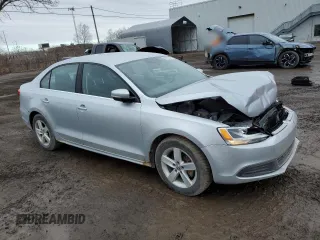 2013 Volkswagen Jetta SE z VIN 3VWBX7AJ5DM381039, wystawiony jako Copart lot #49706665 z przebiegiem 197 370 mil mil oraz Szkoda całkowita • Salvage title. Historia ofert i sprzedaży dostępna na DreamBid. Obrazek 4.