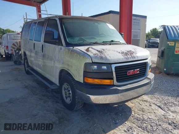 2016 GMC Savana Cargo with VIN 1GTW7AFF4G1904719, listed as a IAAI auction lot 42131849 with 121,700 mi miles. Bid and sale history available at carsss.com. Image 1.