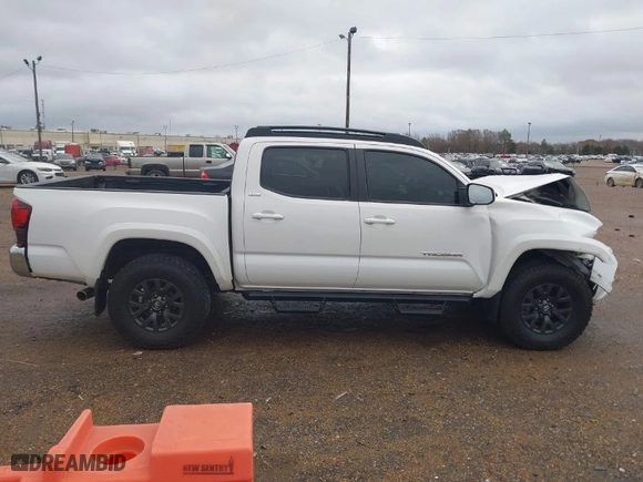 2020 Toyota Tacoma 2WD SR5 with VIN 5TFAZ5CN1LX094383, listed as a IAAI auction lot 41069987 with 85,733 mi miles. Bid and sale history available at carsss.com. Image 14.