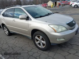 2006 Lexus RX 330 with VIN 2T2HA31U56C097032, listed as a IAAI auction lot 41160528 with 258,442 mi miles. Bid and sale history available at carsss.com. Image 1.