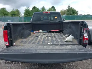 2015 Ram 1500 Tradesman with VIN 3C6JR7DTXFG637822, listed as a IAAI auction lot 40462420 with 122,747 mi miles and . Bid and sale history available at DreamBid. Image 8.