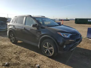 2016 Toyota RAV4 XLE with VIN 2T3RFREV5GW429025, listed as a Copart auction lot 52504165 with 138,249 mi miles and Salvage Title. Bid and sale history available at carsss.com. Image 4.