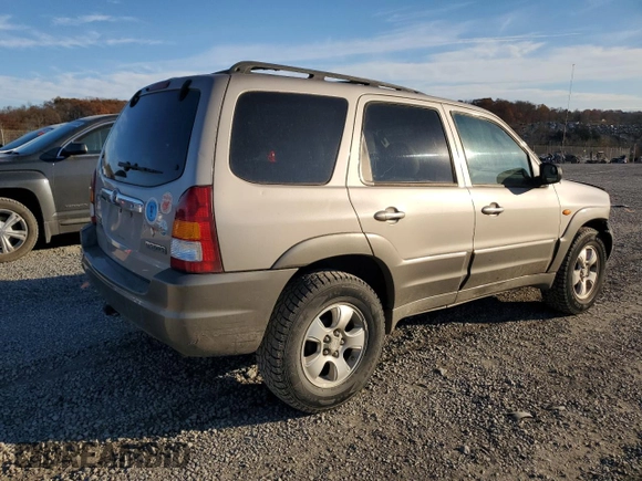 2002 Mazda Tribute LX with VIN 4F2YU09182KM36685, listed as a Copart auction lot 79732664 with 204,262 mi miles and Salvage Title. Bid and sale history available at carsss.com. Image 3.