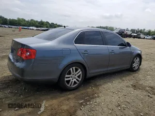 2007 Volkswagen Jetta Wolfsburg Edition с VIN 3VWEG71K87M076290, выставлен на аукционе Copart как лот 61903575 с пробегом 80 870 миль миль и Списание • Salvage title. История ставок и продаж доступна на DreamBid. Изображение 3.