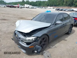2015 BMW 3 Series 328i xDrive с VIN WBA3B5G53FNS20635, выставлен на аукционе IAAI как лот 42744509 с пробегом Не указан миль и . История ставок и продаж доступна на DreamBid. Изображение 2.