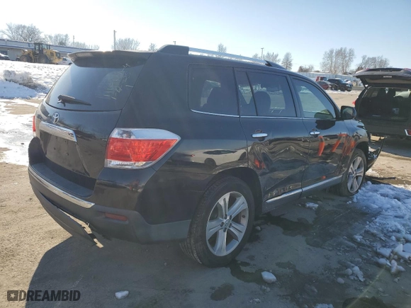 2013 Toyota Highlander Limited with VIN 5TDYK3EH5DS108999, listed as a Copart auction lot 88744325 with 163,707 mi miles and Salvage Title. Bid and sale history available at carsss.com. Image 3.