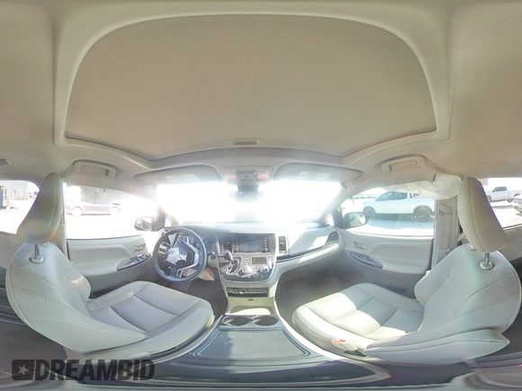 2019 Toyota Sienna XLE Auto Access Seat z VIN 5TDYZ3DC9KS995084, wystawiony jako Copart lot #59058395 z przebiegiem 47 104 mil mil oraz Szkoda całkowita • Salvage title. Historia ofert i sprzedaży dostępna na DreamBid. Obrazek 15.