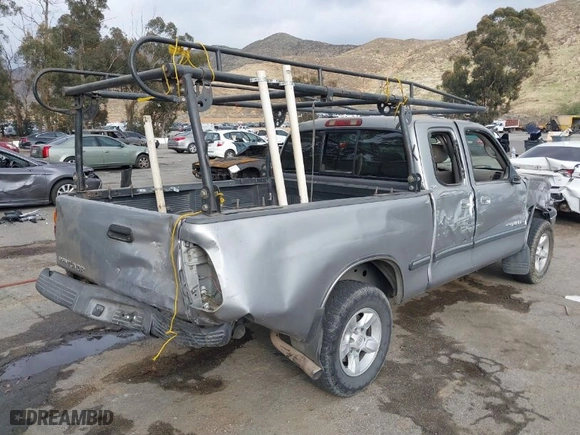 2002 Toyota Tundra SR5 with VIN 5TBRN34142S226998, listed as a IAAI auction lot 41554807 with 209,339 mi miles. Bid and sale history available at carsss.com. Image 4.