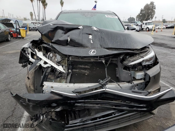2024 Lexus TX with VIN 5TDAAAA63RS004967, listed as a Copart auction lot 85729624 with 2,740 mi miles and Salvage Title. Bid and sale history available at carsss.com. Image 5.