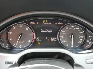 2017 Audi S8 z VIN WUAJ5AFD8HN901401, wystawiony jako Copart lot #77734973 z przebiegiem 133 780 mil mil oraz . Historia ofert i sprzedaży dostępna na DreamBid. Obrazek 9.
