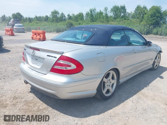 2004 Mercedes-Benz CLK 500 z VIN WDBTK75G04T024842, wystawiony jako IAAI lot #42635529 z przebiegiem 103 562 mil mil oraz . Historia ofert i sprzedaży dostępna na DreamBid. Obrazek 4.