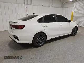 2021 Kia Forte GT-Line with VIN 3KPF34AD3ME301790, listed as a Copart auction lot 46213255 with 5,755 mi miles and Clean Title. Bid and sale history available at carsss.com. Image 3.