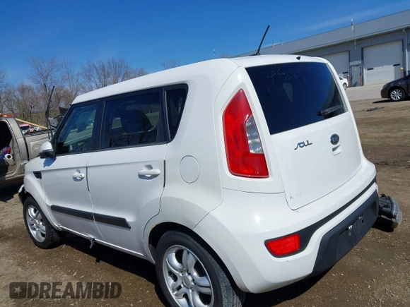 2012 Kia Soul + with VIN KNDJT2A6XC7355229, listed as a IAAI auction lot 41811989 with 111,008 mi miles. Bid and sale history available at carsss.com. Image 3.