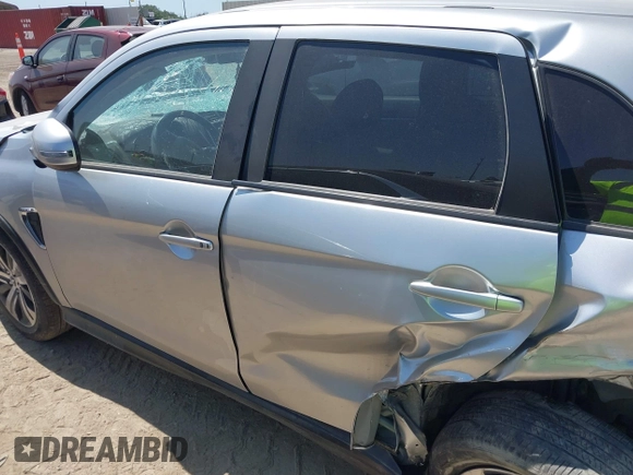2021 Mitsubishi Outlander SE z VIN JA4APVAU3MU018743, wystawiony jako IAAI lot #42002286 z przebiegiem 97 069 mil mil oraz . Historia ofert i sprzedaży dostępna na DreamBid. Obrazek 18.
