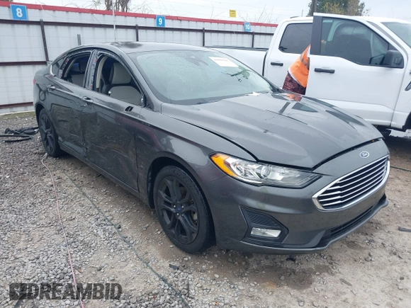 2019 Ford Fusion SE with VIN 3FA6P0HD1KR193748, listed as a IAAI auction lot 41889847 with 106,223 mi miles. Bid and sale history available at carsss.com. Image 1.