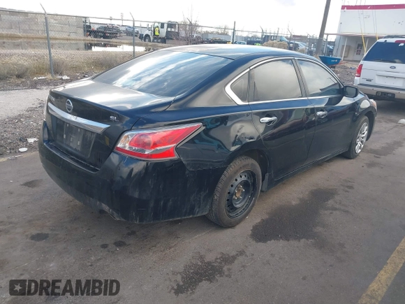 2015 Nissan Altima SV with VIN 1N4AL3AP0FC229168, listed as a IAAI auction lot 41196686 with 172,675 mi miles and . Bid and sale history available at DreamBid. Image 4.