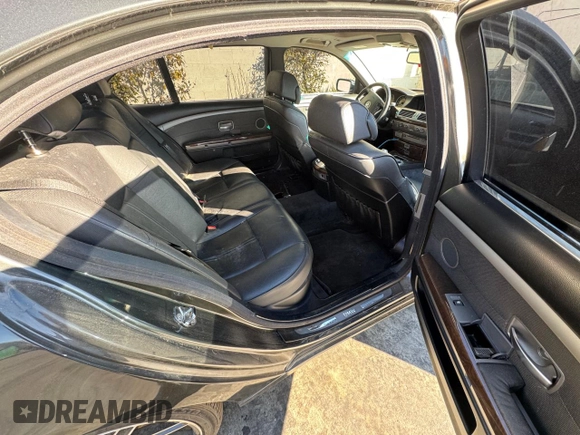 2003 BMW 7 Series 745Li with VIN WBAGN63463DR15012, listed as a Copart auction lot 47898105 with 142,370 mi miles and Clean Title. Bid and sale history available at DreamBid. Image 6.