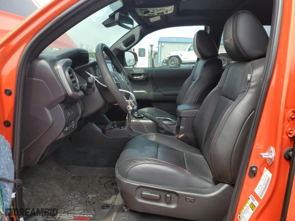 2023 Toyota Tacoma 4WD SR with VIN 3TYCZ5AN8PT162433, listed as a Copart auction lot 52911055 with 7,321 mi miles and Salvage Title. Bid and sale history available at carsss.com. Image 7.