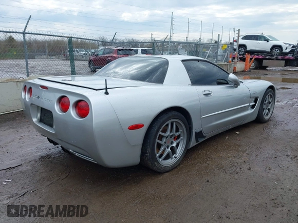 2002 Chevrolet Corvette Z06 with VIN 1G1YY12S825106503, listed as a IAAI auction lot 41897509 with 123,919 mi miles. Bid and sale history available at carsss.com. Image 4.