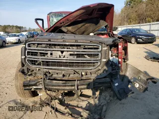 2016 GMC Yukon SLT with VIN 1GKS1BKC9GR394617, listed as a Copart auction lot 46825825 with 144,800 mi miles and Salvage Title. Bid and sale history available at carsss.com. Image 5.