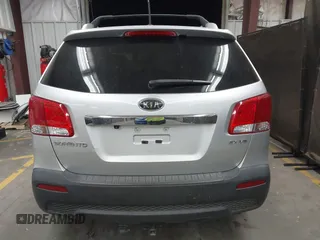 2012 Kia Sorento EX with VIN 5XYKU4A20CG290324, listed as a IAAI auction lot 41703467 with 132,168 mi miles. Bid and sale history available at carsss.com. Image 16.