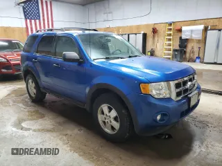 2012 Ford Escape XLT z VIN 1FMCU9DG3CKB40111, wystawiony jako Copart lot #52329085 z przebiegiem 106 114 mil mil oraz Czysty tytuł • Clean title. Historia ofert i sprzedaży dostępna na DreamBid. Obrazek 4.