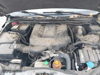 2007 Suzuki Grand Vitara with VIN JS3TE941474203094, listed as a IAAI auction lot 42092310 with 176,903 mi miles. Bid and sale history available at carsss.com. Image 10.