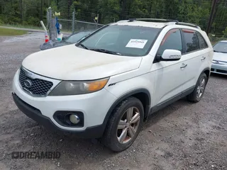 2012 Kia Sorento EX with VIN 5XYKU4A66CG227487, listed as a IAAI auction lot 41925941 with 185,464 mi miles. Bid and sale history available at carsss.com. Image 2.
