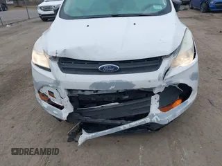 2014 Ford Escape S with VIN 1FMCU0F73EUE40361, listed as a IAAI auction lot 41297247 with 185,649 mi miles. Bid and sale history available at carsss.com. Image 6.