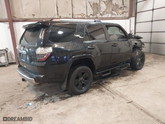 2017 Toyota 4Runner SR5 with VIN JTEBU5JR8H5421711, listed as a IAAI auction lot 41731575 with 87,356 mi miles. Bid and sale history available at carsss.com. Image 4.