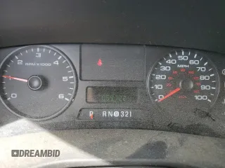 2006 Ford F-250 XL z VIN 1FTSW21536EB81894, wystawiony jako Copart lot #45573005 z przebiegiem 65 722 mil mil oraz Szkoda całkowita • Salvage title. Historia ofert i sprzedaży dostępna na DreamBid. Obrazek 9.