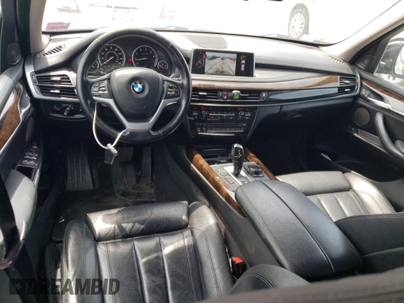 2015 BMW X5 xDrive50i z VIN 5UXKR6C53F0J76153, wystawiony jako Copart lot #52365645 z przebiegiem 119 431 mil mil oraz Czysty tytuł • Clean title. Historia ofert i sprzedaży dostępna na DreamBid. Obrazek 8.