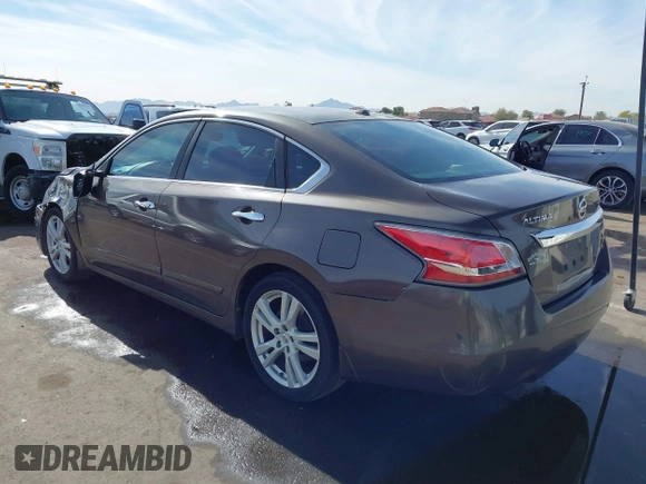2014 Nissan Altima SL with VIN 1N4BL3AP9EC284477, listed as a IAAI auction lot 41403427 with 100,437 mi miles and . Bid and sale history available at DreamBid. Image 3.