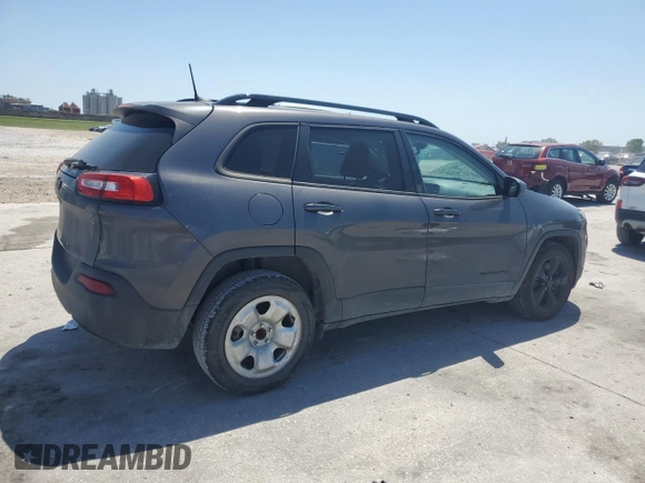 2018 Jeep Cherokee Latitude with VIN 1C4PJLCB4JD538320, listed as a Copart auction lot 52450105 with 82,674 mi miles and Salvage Title. Bid and sale history available at carsss.com. Image 3.