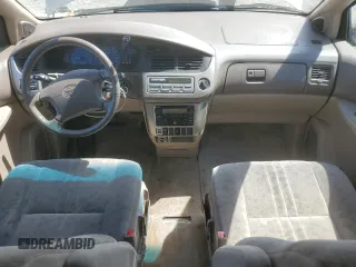 2001 Toyota Sienna LE z VIN 4T3ZF13C01U340313, wystawiony jako Copart lot #57176485 z przebiegiem 137 449 mil mil oraz Szkoda całkowita • Salvage title. Historia ofert i sprzedaży dostępna na DreamBid. Obrazek 8.