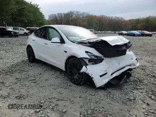 2022 Tesla Model Y Performance with VIN 7SAYGDEF9NF564566, listed as a Copart auction lot 53799715 with 38,963 mi miles and Salvage title. Bid and sale history available at DreamBid. Image 14.