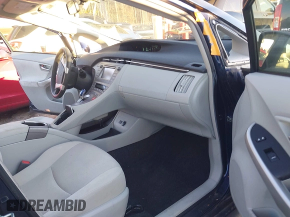 2015 Toyota Prius Four with VIN JTDKN3DU5F1916703, listed as a IAAI auction lot 41370082 with 73,407 mi miles. Bid and sale history available at carsss.com. Image 5.