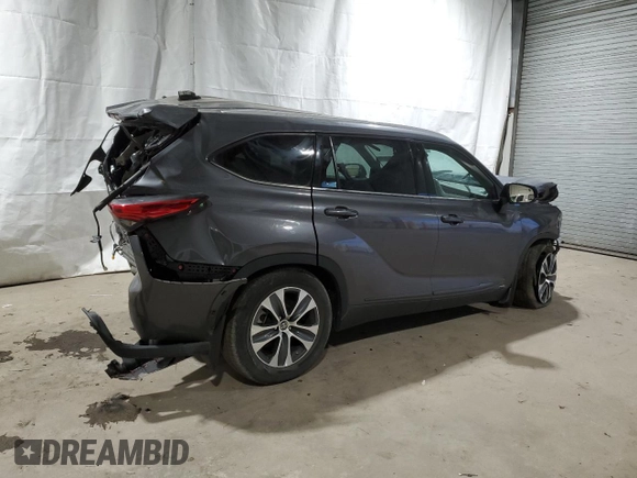 2022 Toyota Highlander Hybrid XLE z VIN 5TDGBRCH9NS556553, wystawiony jako Copart lot #88440005 z przebiegiem 76 389 mil mil oraz Czysty tytuł • Clean title. Historia ofert i sprzedaży dostępna na DreamBid. Obrazek 3.