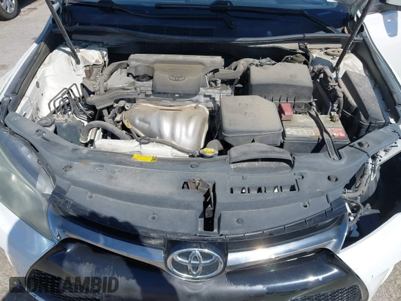 2015 Toyota Camry XLE with VIN 4T1BF1FK1FU055477, listed as a IAAI auction lot 42078518 with 233,159 mi miles and . Bid and sale history available at DreamBid. Image 10.