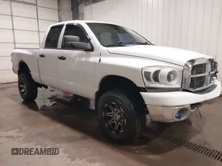 2007 Dodge Ram 2500 SLT with VIN 1D7KS28C87J567211, listed as a IAAI auction lot 41344967 with 194,618 mi miles. Bid and sale history available at carsss.com. Image 1.