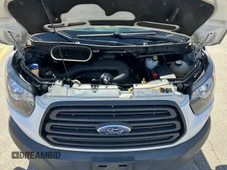 2018 Ford Transit Passenger XL z VIN 1FBZX2CM7JKA76872, wystawiony jako Copart lot #51631945 z przebiegiem 270 145 mil mil oraz Czysty tytuł • Clean title. Historia ofert i sprzedaży dostępna na DreamBid. Obrazek 9.