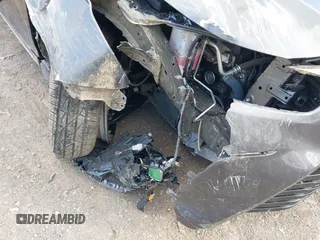 2022 Toyota Highlander XSE z VIN 5TDLZRBH2NS218214, wystawiony jako IAAI lot #40988121 z przebiegiem 56 988 mil mil oraz . Historia ofert i sprzedaży dostępna na DreamBid. Obrazek 12.