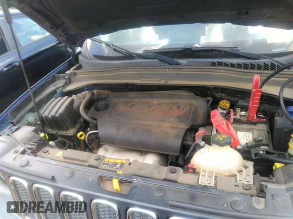 2018 Jeep Renegade Sport with VIN ZACCJBABXJPH94359, listed as a IAAI auction lot 42573664 with 140,985 mi miles and . Bid and sale history available at DreamBid. Image 6.
