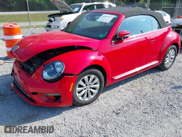 2019 Volkswagen Beetle S with VIN 3VW5DAAT7KM510898, listed as a IAAI auction lot 42567677 with Not provided miles and . Bid and sale history available at DreamBid. Image 2.