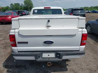 2011 Ford Ranger XLT z VIN 1FTLR4FE8BPA33013, wystawiony jako IAAI lot #42467554 z przebiegiem 325 616 mil mil oraz . Historia ofert i sprzedaży dostępna na DreamBid. Obrazek 16.