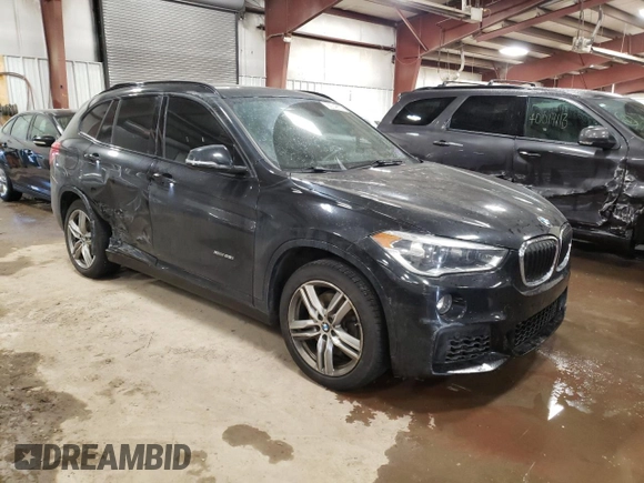 2016 BMW X1 xDrive28i with VIN WBXHT3C3XGP888567, listed as a Copart auction lot 39748003 with 54,542 mi miles. Bid and sale history available at carsss.com. Image 4.