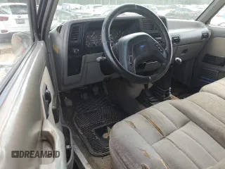 1990 Ford Bronco z VIN 1FMCU14T9LUA15536, wystawiony jako Copart lot #54391815 z przebiegiem 319 124 mil mil oraz Szkoda całkowita • Salvage title. Historia ofert i sprzedaży dostępna na DreamBid. Obrazek 8.