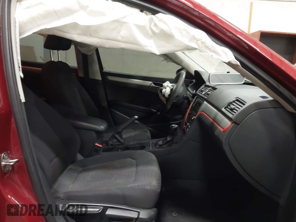 2016 Volkswagen Passat S with VIN 1VWAS7A39GC013979, listed as a IAAI auction lot 41533003 with 162,746 mi miles and . Bid and sale history available at DreamBid. Image 5.