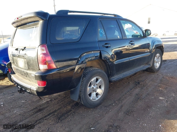 2005 Toyota 4Runner SR5 with VIN JTEBU14R658049719, listed as a IAAI auction lot 41838932 with 222,634 mi miles. Bid and sale history available at carsss.com. Image 4.