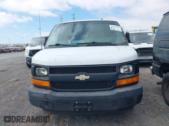 2013 Chevrolet Express Cargo z VIN 1GCSGAFX7D1179068, wystawiony jako IAAI lot #42416117 z przebiegiem 203 041 mil mil oraz . Historia ofert i sprzedaży dostępna na DreamBid. Obrazek 12.